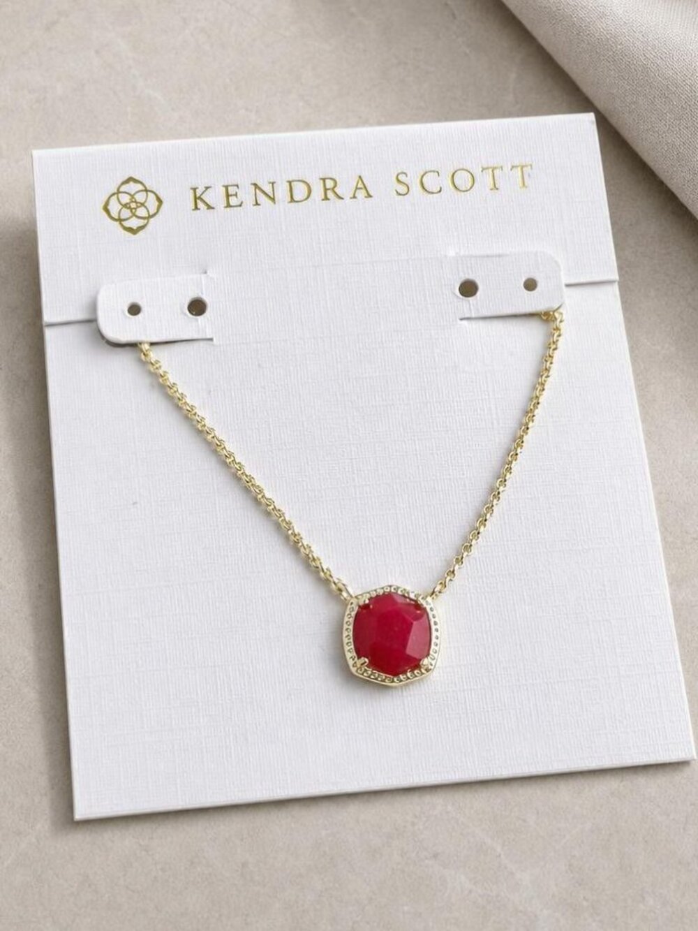 Kendra Scott Davie Gold Raspberry Labradorite Pendant Necklace